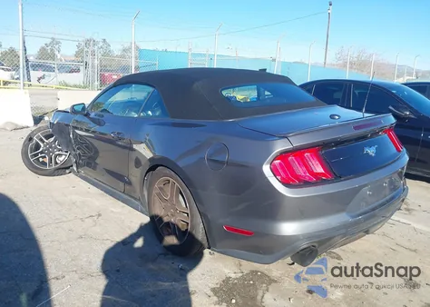 2022 Ford Mustang Ecoboost Premium z USA, uszkodzony, nr VIN 1FATP8UH4N5115708